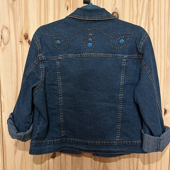 Milan’s Jean jacket - Picture 3 of 3